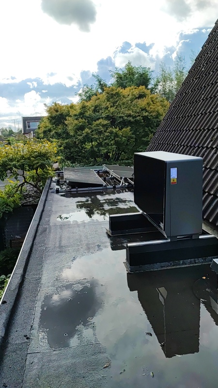 Afbeeldingslocatie: https://tweakers.net/i/7EcJfIefBZYf2U6OX8GO-g1i6YA=/x800/filters:strip_icc():strip_exif()/f/image/Ja0QLDcAnSN4m65LPMhYZrdK.jpg?f=fotoalbum_large