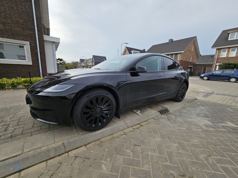 Afbeeldingslocatie: https://tweakers.net/i/7G9xNhcYxz4SXaPXxL6T0ROOK0U=/800x/filters:strip_icc():strip_exif()/f/image/sppoxIOVzpskttKwMKoiGmvC.jpg?f=fotoalbum_large