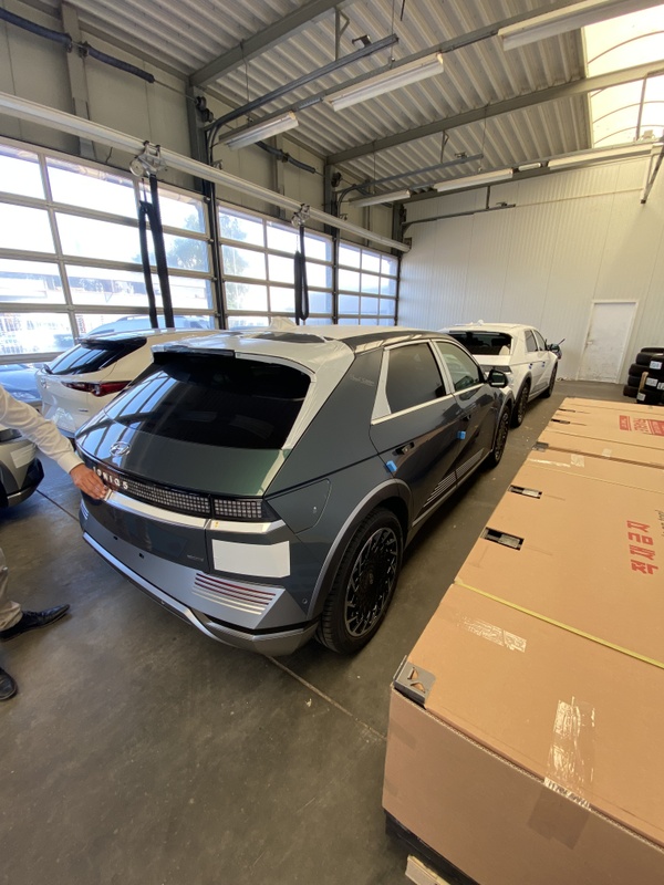 Afbeeldingslocatie: https://tweakers.net/i/7IK4IX9mHsNm311la6N6k59qfaw=/x800/filters:strip_icc():strip_exif()/f/image/DdfPOmeYpy2rEIm3h0nFp4Wm.jpg?f=fotoalbum_large