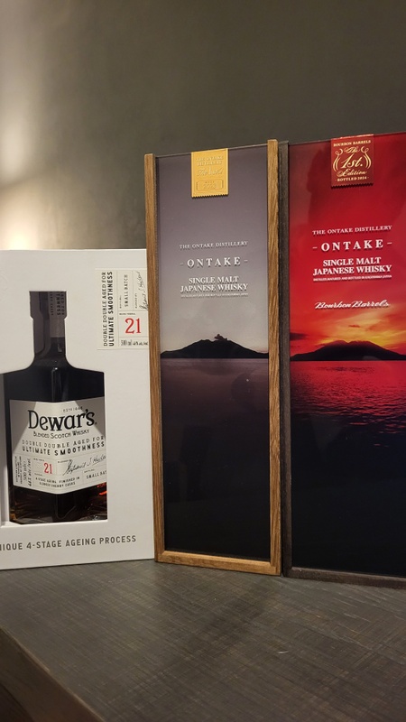 Afbeeldingslocatie: https://tweakers.net/i/7JueueKOXl1W20cg1ZPBUFjypLQ=/x800/filters:strip_icc():strip_exif()/f/image/NK0K0KQlPXxI7w5DVqTPW7Y4.jpg?f=fotoalbum_large