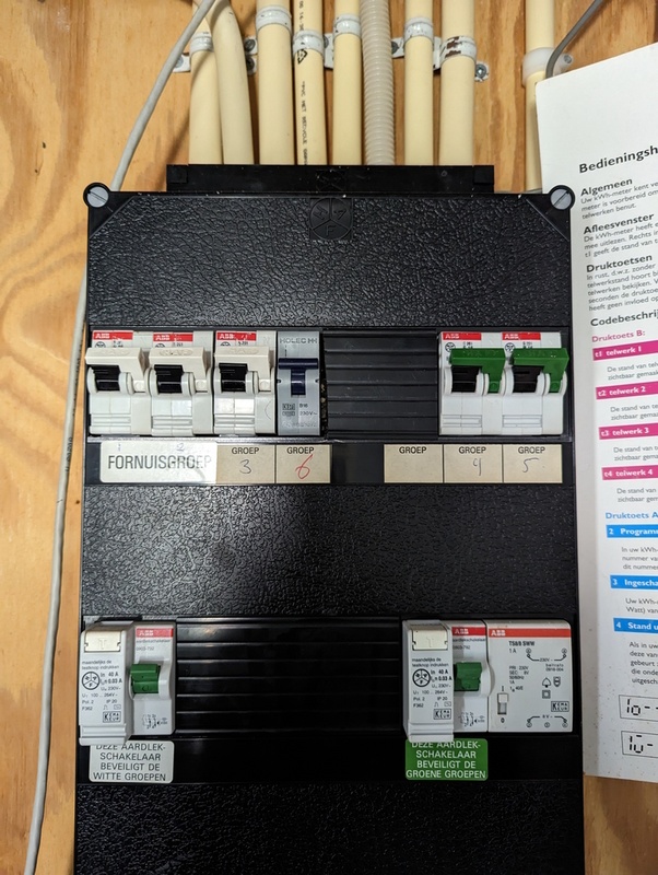Afbeeldingslocatie: https://tweakers.net/i/7M9LRyVixIsz9Kt3UDf8hOntUIc=/x800/filters:strip_icc():strip_exif()/f/image/URTJ69tOUy41PpflpsQUn7C5.jpg?f=fotoalbum_large