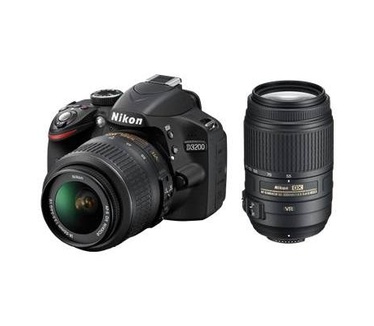 Nikon D3200 + AF-S DX NIKKOR 18-55mm f/3.5-5.6G VR + AF-S DX 55-300mm f/4.5-5.6G ED VR Zwart