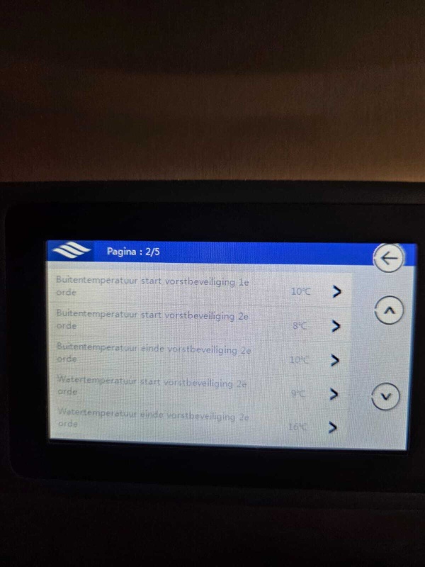 Afbeeldingslocatie: https://tweakers.net/i/7PqWJTY2_MZWW4totqp0pX20BeI=/x800/filters:strip_icc():strip_exif()/f/image/we7EEOnVowgQG4eI2kP5uG4C.jpg?f=fotoalbum_large