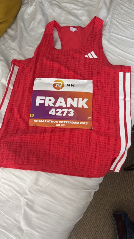 Afbeeldingslocatie: https://tweakers.net/i/7QSrE9ExZO9pbeJfZ07QEMlrXyw=/x800/filters:strip_icc():strip_exif()/f/image/xAAzAZc80w2rNiEGPk8joVK5.jpg?f=fotoalbum_large