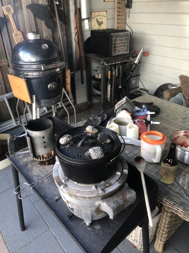 Afbeeldingslocatie: https://tweakers.net/i/7V1nQMEBvG2LUiREdhQgttDi9bc=/800x/filters:strip_icc():strip_exif()/f/image/WRUYUOJe9biB03K7U9wQ8ph8.jpg?f=fotoalbum_large