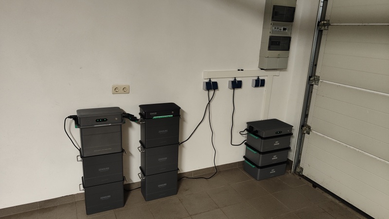 Afbeeldingslocatie: https://tweakers.net/i/7YGPQSQrOScQZxN4mXFX3DJENwY=/800x/filters:strip_icc():strip_exif()/f/image/FdzVu0qcqsNvEEs37ZwCLDWM.jpg?f=fotoalbum_large