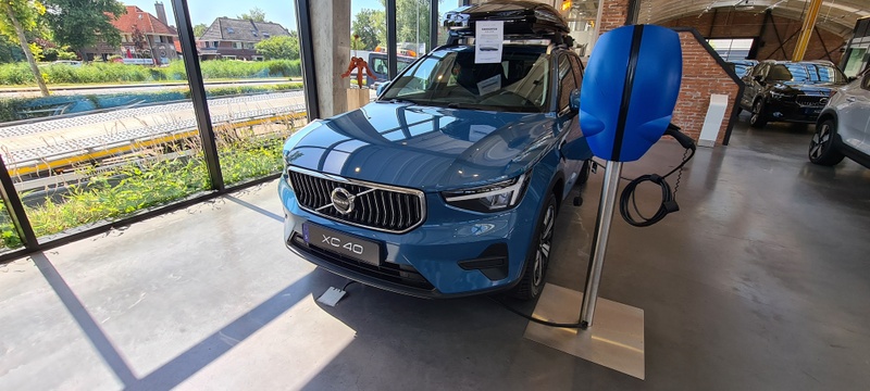 Afbeeldingslocatie: https://tweakers.net/i/7aCzkkBm2q8bKlX--IZofwLoWjc=/800x/filters:strip_icc():strip_exif()/f/image/ZJSBfdGzGQKYwHhjkAh0wHDL.jpg?f=fotoalbum_large