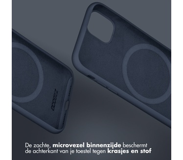 Accezz Liquid Silicone Backcover met MagSafe iPhone 13 Pro - Donkerblauw