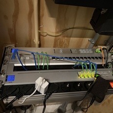 Afbeeldingslocatie: https://tweakers.net/i/7eaYKCOGiBg1hi941xVspnKnuG0=/232x232/filters:strip_icc():strip_exif()/f/image/4baHUihFzZKXj3CQqJBS2Zsl.jpg?f=fotoalbum_tile