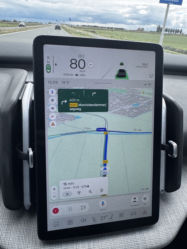 Afbeeldingslocatie: https://tweakers.net/i/7ew2g65SKRyS4xohF2_uKQXFRWU=/x800/filters:strip_icc():strip_exif()/f/image/p0SHXgmsRVo62MSRGhZU2AFb.jpg?f=fotoalbum_large