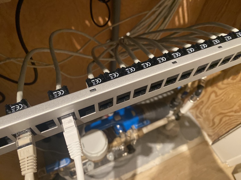 Afbeeldingslocatie: https://tweakers.net/i/7gaHYNXl7K_qp_5Acv4a_CsIan8=/800x/filters:strip_icc():strip_exif()/f/image/alD5cMAtwaX7XPOSmeDFIEyW.jpg?f=fotoalbum_large