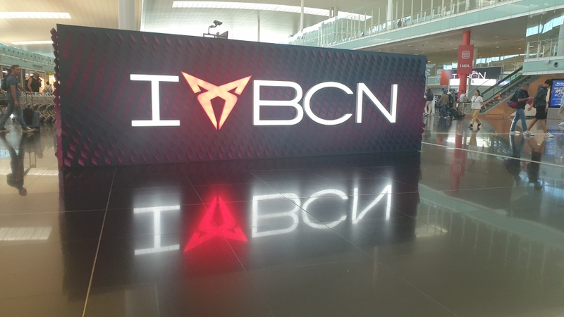 Afbeeldingslocatie: https://tweakers.net/i/7hZ4zJ_LMd30wqp3FxOvcCjcc6Q=/800x/filters:strip_icc():strip_exif()/f/image/Ht7jL1xac79weRuOn0zZg3OZ.jpg?f=fotoalbum_large