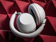 Sony WH-1000XM6
