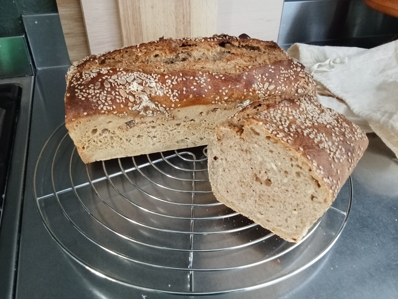 Afbeeldingslocatie: https://tweakers.net/i/7iuv2sOf2KstRUBdtWPahhVtovQ=/800x/filters:strip_icc():strip_exif()/f/image/mh1M1fa9GxIm8ExwT4qllvRX.jpg?f=fotoalbum_large