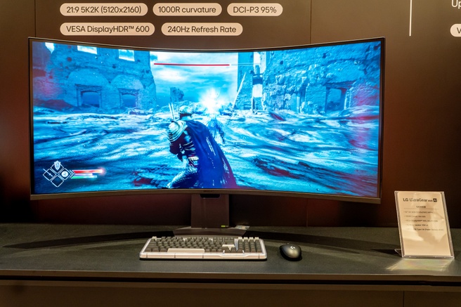 LG UltraGear 52G930B