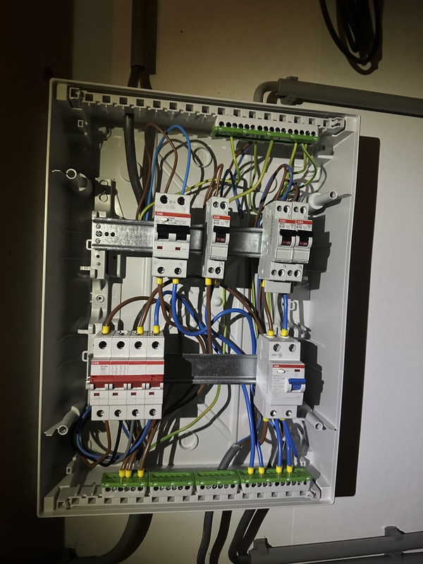 Afbeeldingslocatie: https://tweakers.net/i/7jaIudFR-9xV0hfDYK3mJesHASs=/x800/filters:strip_icc():strip_exif()/f/image/SOfClBsMLa1ariF1G9BZKY5F.jpg?f=fotoalbum_large