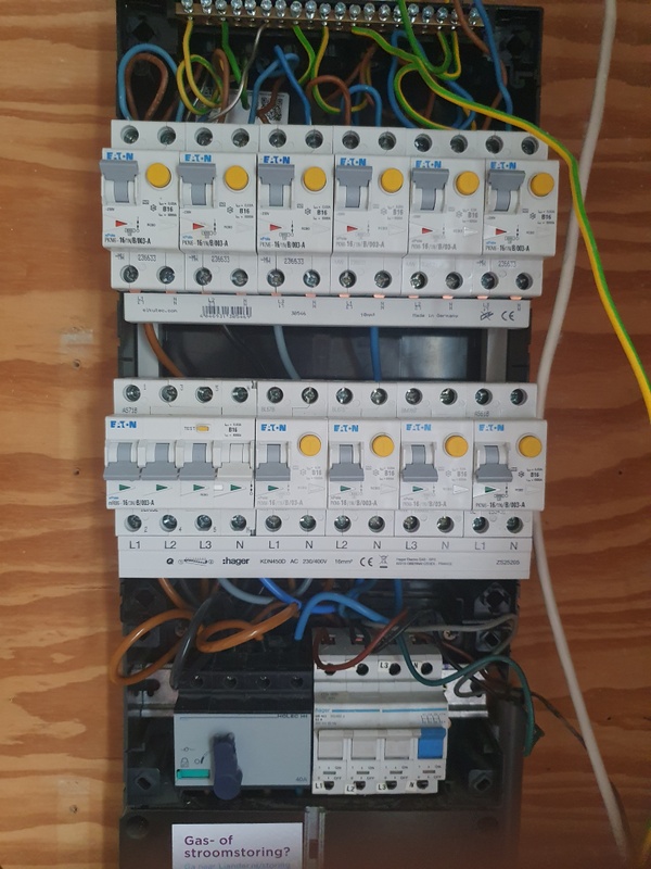 Afbeeldingslocatie: https://tweakers.net/i/7mlAocxvdTjDvTC-38iYeKAsy34=/x800/filters:strip_icc():strip_exif()/f/image/A5dD0gT9WOvK9RalguHdA2H1.jpg?f=fotoalbum_large