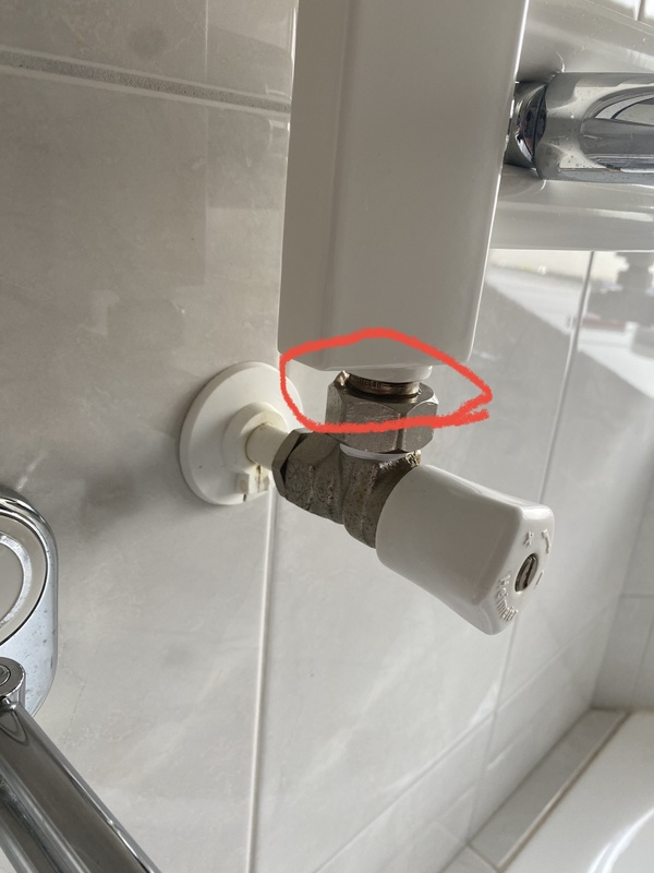 Afbeeldingslocatie: https://tweakers.net/i/7nzatmLOTxaolg4xsdryvfhLd00=/x800/filters:strip_icc():strip_exif()/f/image/5tAvDbkRjwHMoO84M9z5j80N.jpg?f=fotoalbum_large