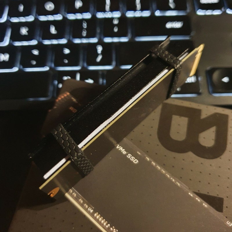 Afbeeldingslocatie: https://tweakers.net/i/7peXvcZBdHcXErZq0_Qgtcd8-c0=/800x/filters:strip_icc():strip_exif()/f/image/U8Qqyss9qzhAzZCCVKcrQosh.jpg?f=fotoalbum_large