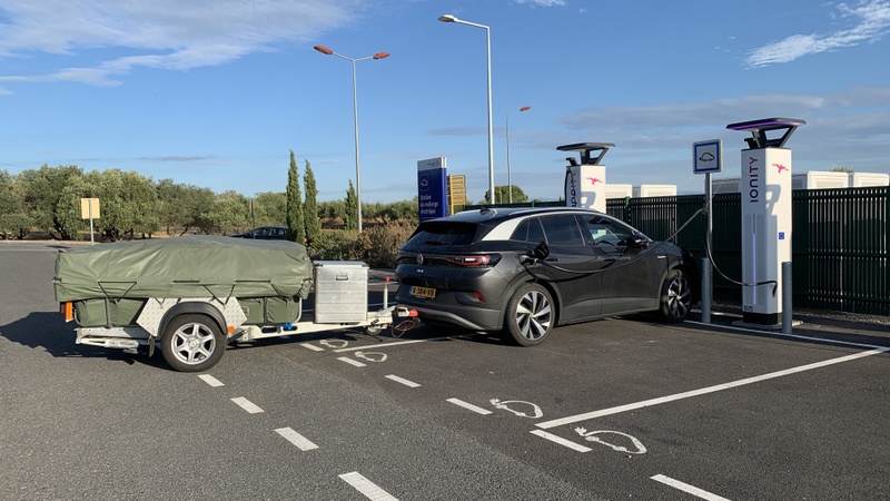 Afbeeldingslocatie: https://tweakers.net/i/7rp6-D8SWKpaSbxZkI5N0MFNqYs=/800x/filters:strip_icc():strip_exif()/f/image/wBXYeLdH6M5Qg0Y5Afo8OYDn.jpg?f=fotoalbum_large