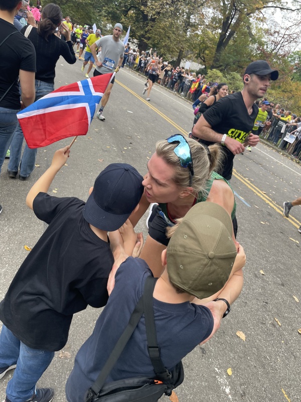 Afbeeldingslocatie: https://tweakers.net/i/7t5WdsvxL9d92-F-cBlAXlVjZAU=/x800/filters:strip_icc():strip_exif()/f/image/RyR0Frv4xYDtpc30sUtVUIeb.jpg?f=fotoalbum_large