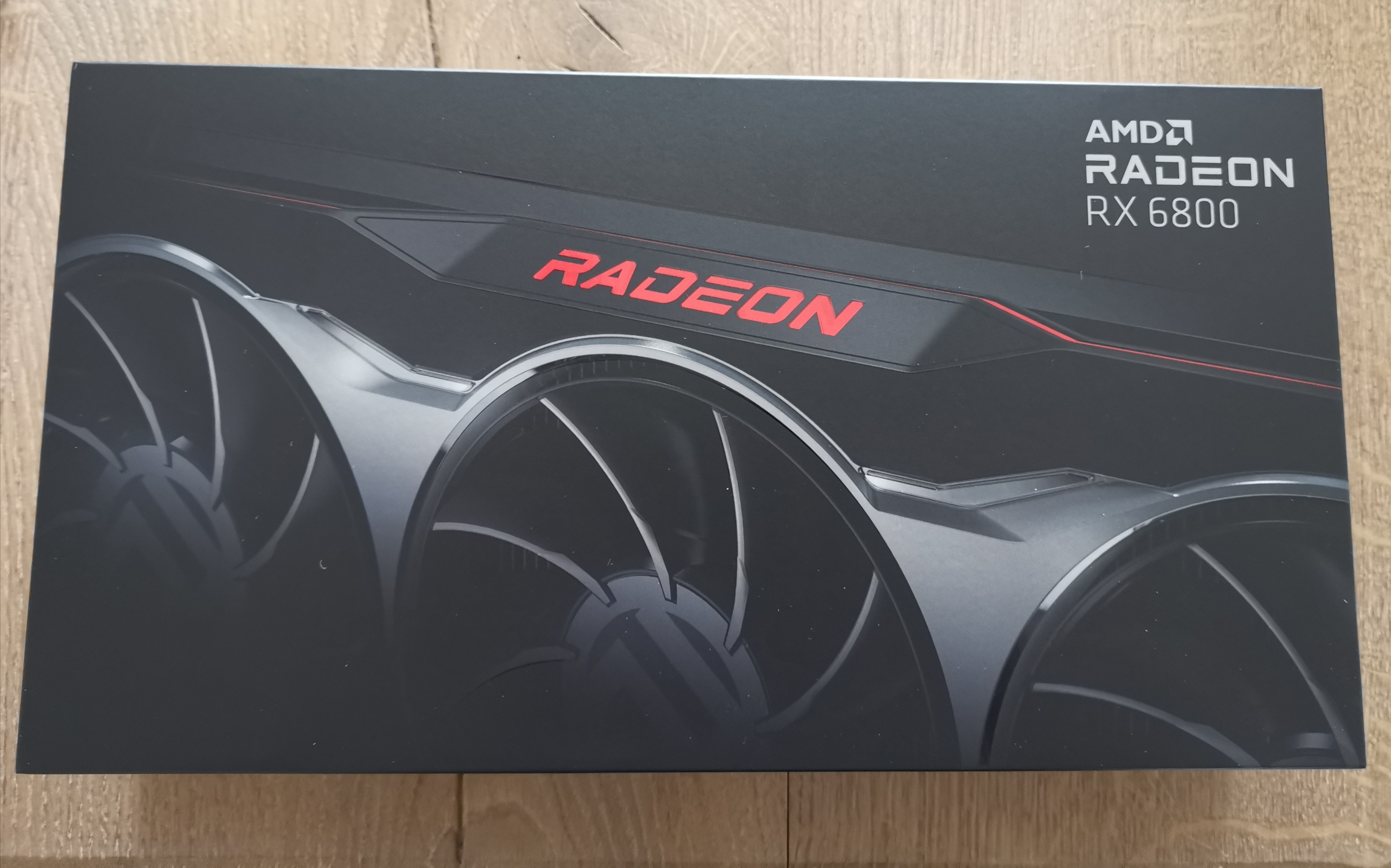 Afbeeldingslocatie: https://tweakers.net/i/7uKV7XuWteMF73WTKL2mk8sCGsI=/full-fit-in/4920x3264/filters:max_bytes(3145728):no_upscale():strip_icc():fill(white):strip_exif()/f/image/JMeNWJmcyju9LlWvhs5RlgY1.jpg?f=user_large