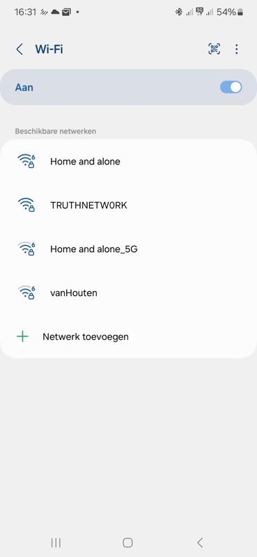 Afbeeldingslocatie: https://tweakers.net/i/7uX33PLBJ0c3Squs53R8G3UXY7g=/x800/filters:strip_icc():strip_exif()/f/image/4dv4ZTDeWHH1Iupq7TfAen7X.jpg?f=fotoalbum_large