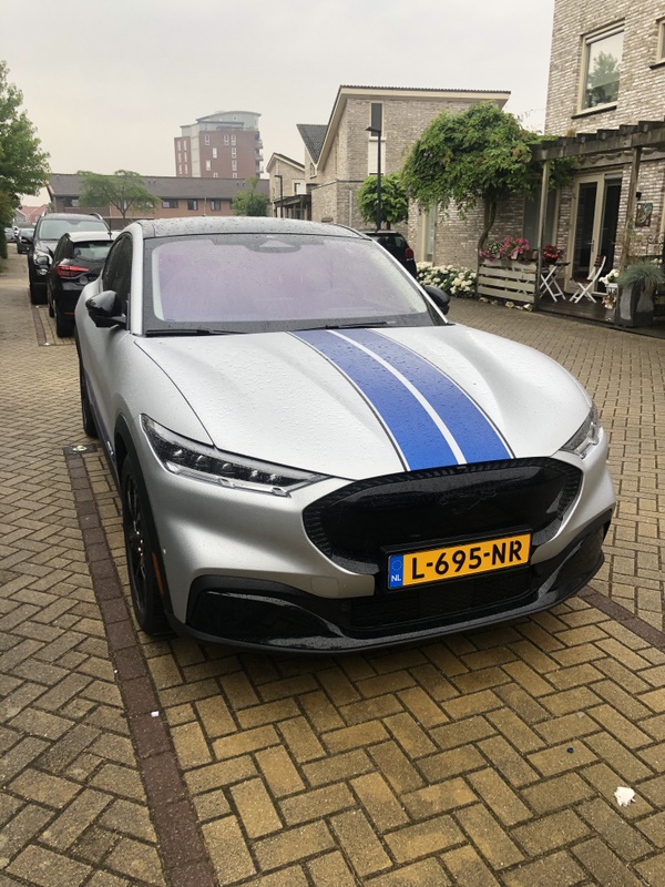 Afbeeldingslocatie: https://tweakers.net/i/7vHtvOaU3lW6GqqhrBQ1RmlOawc=/x800/filters:strip_icc():strip_exif()/f/image/E5q7ORnqHYKefSM5M1VbF7lJ.jpg?f=fotoalbum_large