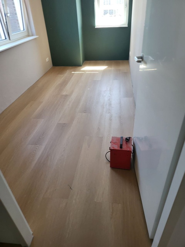 Afbeeldingslocatie: https://tweakers.net/i/7wW9hPauCJS4_H4bkXLq62vjq2Y=/x800/filters:strip_icc():strip_exif()/f/image/vjla8mOX5LqyxDoVYPzBSI93.jpg?f=fotoalbum_large