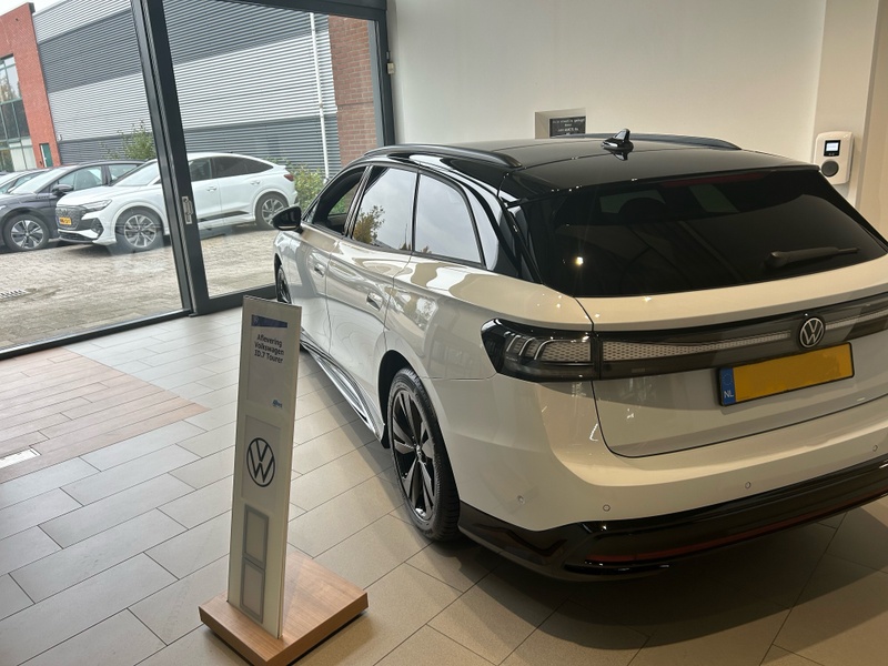 Afbeeldingslocatie: https://tweakers.net/i/7wnnrK3AcEv1r0TnL7C0r2CAb4w=/800x/filters:strip_icc():strip_exif()/f/image/OlyBgv5XM8Amq0Ijk22TpDDB.jpg?f=fotoalbum_large