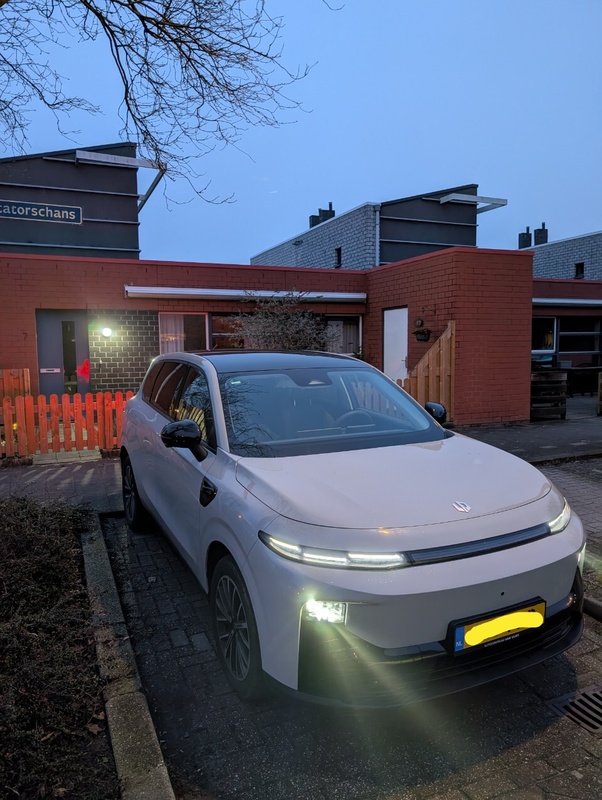 Afbeeldingslocatie: https://tweakers.net/i/7xZpckmue_WZQMlLYcKOb9euR5w=/x800/filters:strip_icc():strip_exif()/f/image/FIb5CcqFbAaQoWvpqsNkFnuI.jpg?f=fotoalbum_large