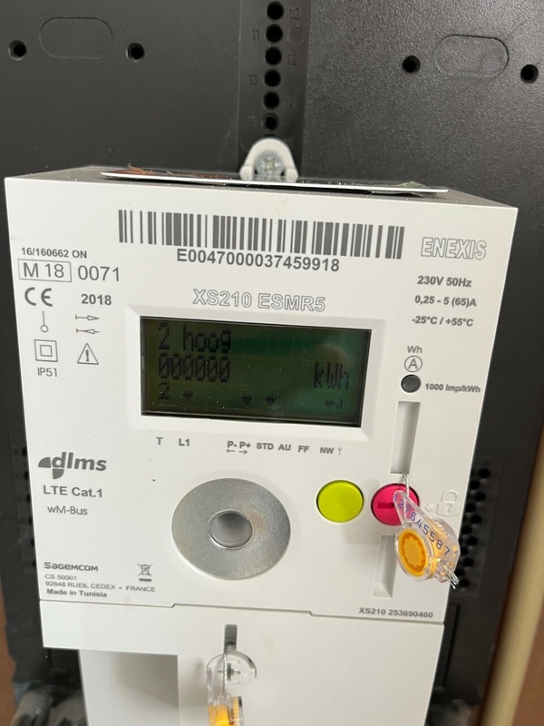 Afbeeldingslocatie: https://tweakers.net/i/7xtbm7zh8tTBXCW8baRzR1370-g=/x800/filters:strip_icc():strip_exif()/f/image/64HjhwB3DP6lW28ph2S1pOAA.jpg?f=fotoalbum_large