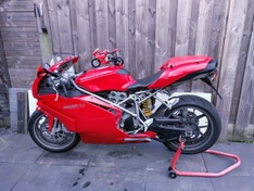 Afbeeldingslocatie: https://tweakers.net/i/7y9d-zjJcronwg6gg95URu0qQHU=/234x176/filters:strip_icc():strip_exif()/f/image/sqksoEp5gw8GrO243dyl3fdQ.jpg?f=fotoalbum_medium