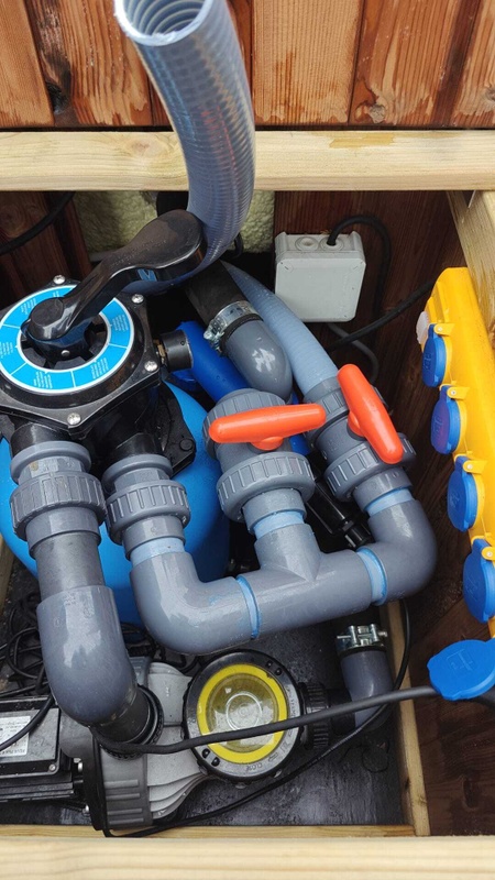 Afbeeldingslocatie: https://tweakers.net/i/7ywMsIDH2kJa0isZInv1AR7x3eE=/x800/filters:strip_icc():strip_exif()/f/image/GXihKhfmDkLimeK6bjB9yTCG.jpg?f=fotoalbum_large