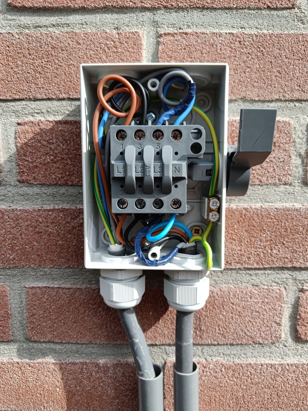 Afbeeldingslocatie: https://tweakers.net/i/7zUTBTbYTbkQRZzcUwMe-YB2rck=/x800/filters:strip_icc():strip_exif()/f/image/MIsPljlSC7ekjNj7wLmQuBH7.jpg?f=fotoalbum_large