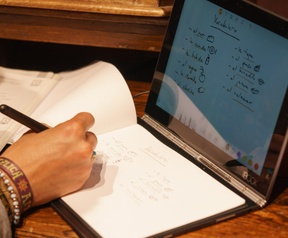 Lenovo Yoga Book
