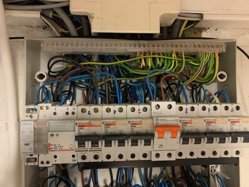 Afbeeldingslocatie: https://tweakers.net/i/800QTb0mo-XjGOW2PhiZFp_eeSo=/full-fit-in/4920x3264/filters:max_bytes(3145728):no_upscale():strip_icc():fill(white):strip_exif()/f/image/lePJUgvC7zSdRV9t7mgBOOF9.jpg?f=user_large