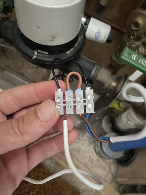 Afbeeldingslocatie: https://tweakers.net/i/80btOfph7bs_3p5NwZW4cP6_Oo0=/x800/filters:strip_icc():strip_exif()/f/image/xLOrsBMkoVYwBdcPvFtl5cuJ.jpg?f=fotoalbum_large