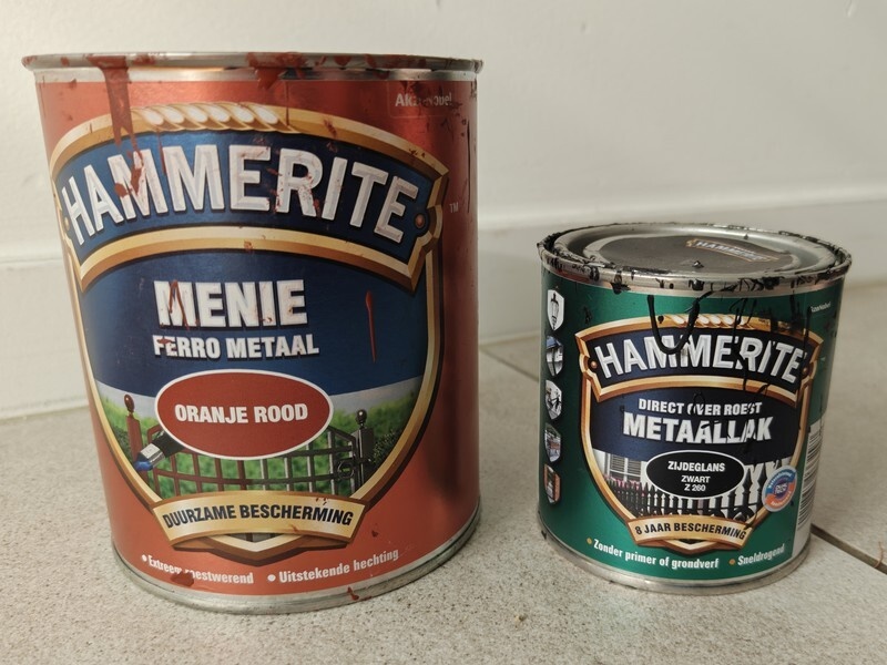 Potjes Hammerite menie ferro metaal en metaallak