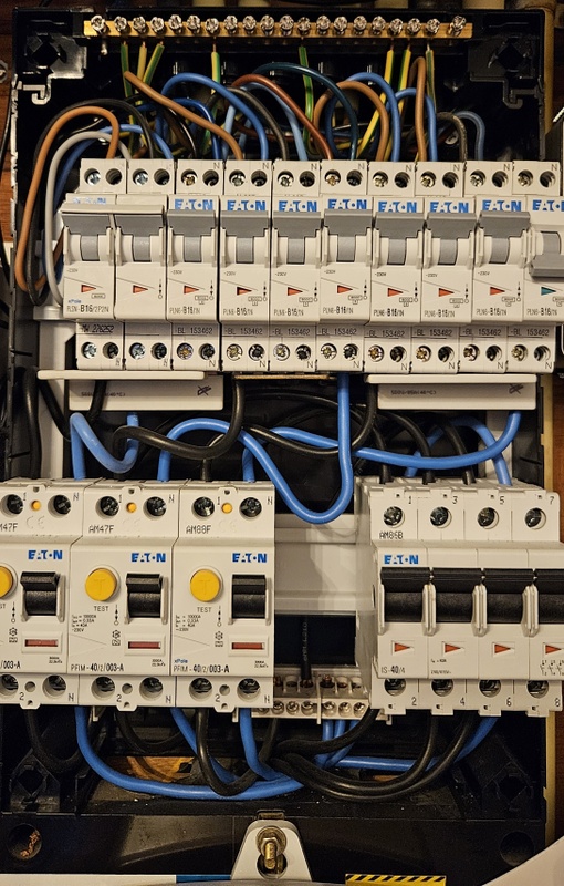 Afbeeldingslocatie: https://tweakers.net/i/835N2cuAeAoOLmTYOMFt3jzjyF4=/x800/filters:strip_icc():strip_exif()/f/image/WZpBizoxa5HabHXsTLUqx4es.jpg?f=fotoalbum_large