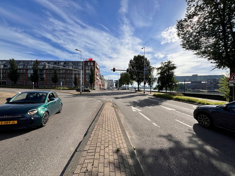 Afbeeldingslocatie: https://tweakers.net/i/845FxlZamGpL5pXFnUPKqQmBmxk=/800x/filters:strip_icc():strip_exif()/f/image/n3KQh7Hu3fSkQzSmpmTIslcX.jpg?f=fotoalbum_large