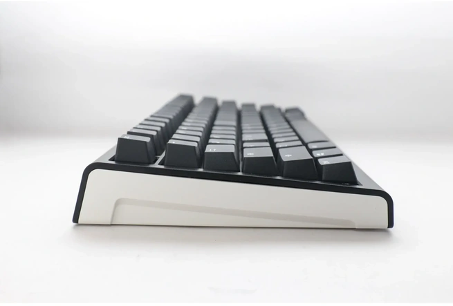Ducky Tinker 75 Gaming-Tastatur – Mit Cherry MX Red Switches, RGB-Beleuchtung, ISO-DE Layout, Hot-swappable