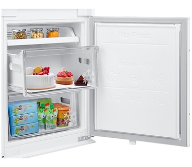 Samsung 178cm Inbouw Koel-vriescombinatie (264L) Sleepdeur C-Energielabel Metal Cooling