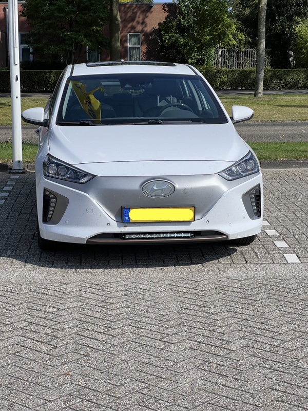 Afbeeldingslocatie: https://tweakers.net/i/84hIkncVnzcg5C-C9M2qh12lvO4=/x800/filters:strip_icc():strip_exif()/f/image/hCeoIvJZc9dabNJSm1yX8Uea.jpg?f=fotoalbum_large