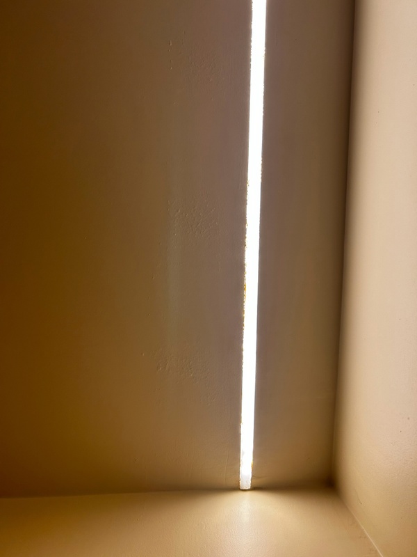Afbeeldingslocatie: https://tweakers.net/i/86HsKQrUfZnLT-A9re58djOtnZo=/x800/filters:strip_icc():strip_exif()/f/image/tFESjfBvOHJAn3xMbq2bW6zJ.jpg?f=fotoalbum_large