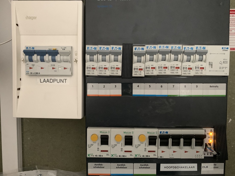Afbeeldingslocatie: https://tweakers.net/i/87ej1IeKVY4xk51LI_132ZBtA-4=/800x/filters:strip_icc():strip_exif()/f/image/QiCxIq7xMBUabEYkGkyckJ2q.jpg?f=fotoalbum_large