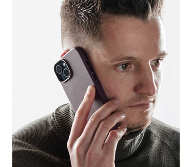 Accezz MagSafe Leather Backcover iPhone 15 - Paars