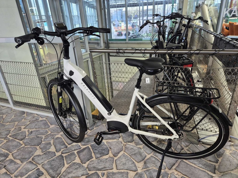 Afbeeldingslocatie: https://tweakers.net/i/88K0UWwSIQwAsDMsJQ5ceQSY2jU=/800x/filters:strip_icc():strip_exif()/f/image/drEWVIE7qOtwtbtWP0UWcjTq.jpg?f=fotoalbum_large