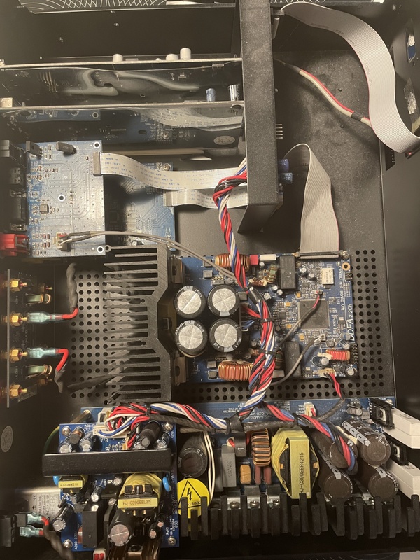 Afbeeldingslocatie: https://tweakers.net/i/88xgEFQXUIfI6IeTILapQmxxhBA=/x800/filters:strip_icc():strip_exif()/f/image/6D1wzJvcWaXGoeneMtVK686A.jpg?f=fotoalbum_large