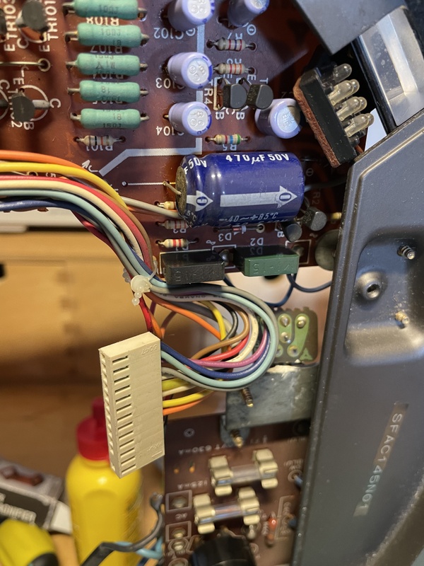 Afbeeldingslocatie: https://tweakers.net/i/892NFXDr_tDGMYz5RVEIlwTzXg8=/x800/filters:strip_icc():strip_exif()/f/image/LqyrohI5Fp965We7iCLX6mNK.jpg?f=fotoalbum_large